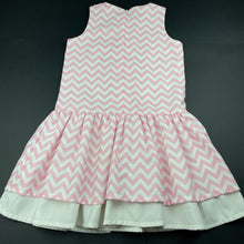 Load image into Gallery viewer, Girls Pink Heart, lined lightweight party dress, no size, armpit to armpit: 32cm, EUC, size 6-7, L: 61cm
