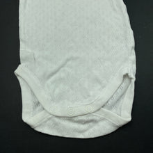 Load image into Gallery viewer, unisex Baby Club, pointelle cotton singletsuit / romper, GUC, size 0000,