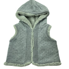 Load image into Gallery viewer, Girls Country Road, soft fleece lined knitted hooded vest, labels removed, EUC, size 00,