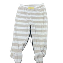 Load image into Gallery viewer, unisex Disney, Winnie the Pooh organic cotton blend footed leggings, EUC, size 00,