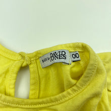 Load image into Gallery viewer, Girls Baby by DJs, yellow cotton t-shirt / top, small mark, FUC, size 00,