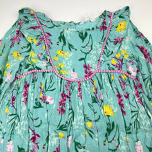 Load image into Gallery viewer, Girls Milkshake, cotton lined floral long sleeve dress, small catches, FUC, size 6, L: 60cm
