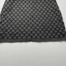 Load image into Gallery viewer, Girls H&M, grey knitted skirt, elasticated, L: 25.5cm, FUC, size 5-6,