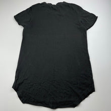 Load image into Gallery viewer, Boys BEAU HUDSON, lightweight cotton longline t-shirt / top, GUC, size 8,