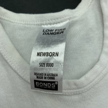 Load image into Gallery viewer, unisex Bonds, cotton singletsuit / romper, FUC, size 0000,