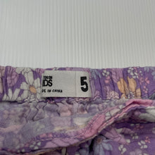 Load image into Gallery viewer, Girls Cotton On, lightweight floral cotton skirt, elasticated, L: 27cm, FUC, size 5,