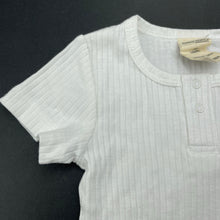 Load image into Gallery viewer, unisex Baby Berry, white ribbed organic cotton bodysuit / romper, EUC, size 00,