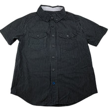 Load image into Gallery viewer, Boys Urban Supply, black & grey stripe cotton short sleeve shirt, EUC, size 7,