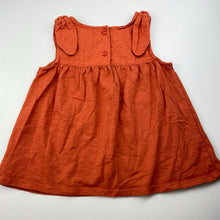 Load image into Gallery viewer, Girls Cupcakes and Cashmere, orange floral top, small red mark lower front, FUC, size 8,