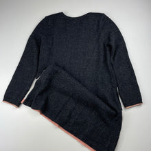 Load image into Gallery viewer, Girls LC Waikiki, knitted long sleeve casual dress, light pilling, FUC, size 7-8, L: 65cm