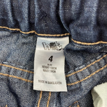 Load image into Gallery viewer, Boys H&T, dark denim jeans, adjustable, Inside leg: 41cm, FUC, size 4,