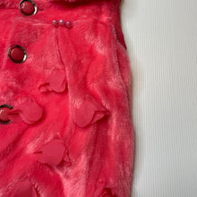 Load image into Gallery viewer, Girls HAPITONGZHUANG, lightweight faux fur vest, armpit to armpit: 35cm, GUC, size 6-7,