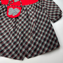 Load image into Gallery viewer, Girls lined, long sleeve dress, no labels, armpit to armpit: 33cm, shoulder to cuff: 40cm, light marks front, FUC, size 6-7, L: 61cm approx