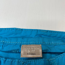 Load image into Gallery viewer, Girls Max & Mia, lightweight cotton shorts, W: 33cm across, FUC, size 8-9,