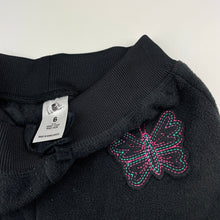Load image into Gallery viewer, Girls H&T, black fleece casual pants, elasticated, Inside leg: 48cm, EUC, size 6,