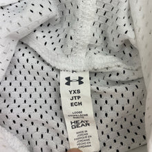 Load image into Gallery viewer, Girls Under Armour, lightweight long sleeve hooded top, FUC, size 6-7,