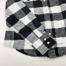 Load image into Gallery viewer, Girls URBAN GROOVE, black & white plaid dance shirt, poppers, Sz: M, armpit to armpit: 40cm, shoulder to cuff: 51cm, EUC, size 10-12,
