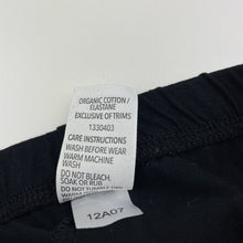 Load image into Gallery viewer, Girls Brilliant Basics, black cropped leggings, Inside leg: 32.5cm, EUC, size 7,