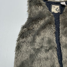 Load image into Gallery viewer, Girls Cotton On, cotton lined faux fur vest, single hook fasten, FUC, size 6,