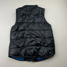 Load image into Gallery viewer, Boys Emerson, lightweight puffer vest / sleeveless jacket, EUC, size 4,