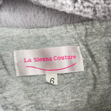 Load image into Gallery viewer, Girls La Sienna Couture, lined soft fleece vest, 4 hook fasten, EUC, size 6,