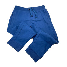 Load image into Gallery viewer, Boys Target, fleece lined track pants, elasticated, Inside leg: 43cm, GUC, size 4,