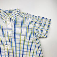 Load image into Gallery viewer, Boys The Childrens Place, lightweight cotton short sleeve shirt, no size, L: 38cm, armpit to armpit: 35cm, GUC, size 4-5,