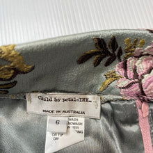 Load image into Gallery viewer, Girls Child by Petals Ink, Designer lined embroidered floral cotton/silk skirt, L: 35.5cm, W: 29.5cm across, EUC, size 6,