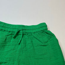 Load image into Gallery viewer, Girls Cotton On, green crinkle cotton shorts, elasticated, GUC, size 6,