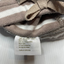 Load image into Gallery viewer, Unisex Baby Boxes, soft feel organic cotton leggings / bottoms, GUC, size 000,