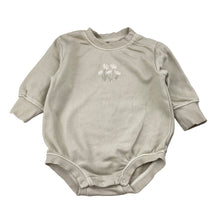 Load image into Gallery viewer, Girls Baby Berry, embroidered sweater romper, FUC, size 00,