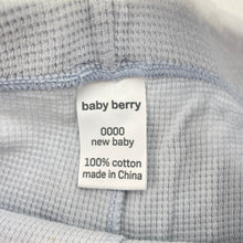 Load image into Gallery viewer, Unisex Baby Berry, waffle cotton footed leggings / bottoms, EUC, size 0000,