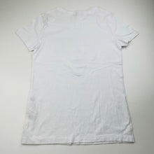 Load image into Gallery viewer, Girls GUESS, white cotton tee / top, size XS, armpit-armpit 37.5cm, EUC, size 12,
