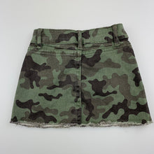 Load image into Gallery viewer, Girls Cotton On, khaki camo print stretch cotton skirt, adjustable, FUC, size 1