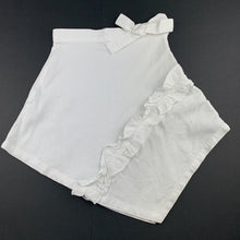 Load image into Gallery viewer, Girls Chateau De Sable, white corduroy cotton skirt, adjustable, EUC, size 6,
