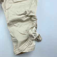 Load image into Gallery viewer, Girls Roem Girls, cropped stretch cotton pants, adjustable, Inside leg: 27.5cm, EUC, size 8,