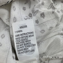 Load image into Gallery viewer, Girls KID, floral lightweight batwing top, FUC, size 8,