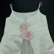 Load image into Gallery viewer, Girls Alfred Angelo, lined flower girl / bridesmaid dress, armpit to armpit: 29cm, light marks on front, FUC, size 3-4, L: 76cm