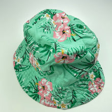 Load image into Gallery viewer, Girls Baby Berry, floral cotton hat / beanie, chin strap, EUC, size 000-00,