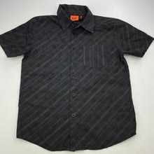Load image into Gallery viewer, Boys Fun Spirit, lightweight short sleeve shirt, skulls, top button missing, FUC, size 7,