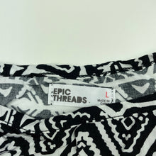Load image into Gallery viewer, Girls Epic Threads, lightweight summer top, armpit to armpit: 37cm, EUC, size 10-12,