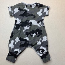 Load image into Gallery viewer, unisex Baby Berry, camo print cotton romper, EUC, size 0000,  