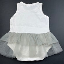 Load image into Gallery viewer, Girls Yi Pei Ban, tutu romper, unicorn, GUC, size 00,  