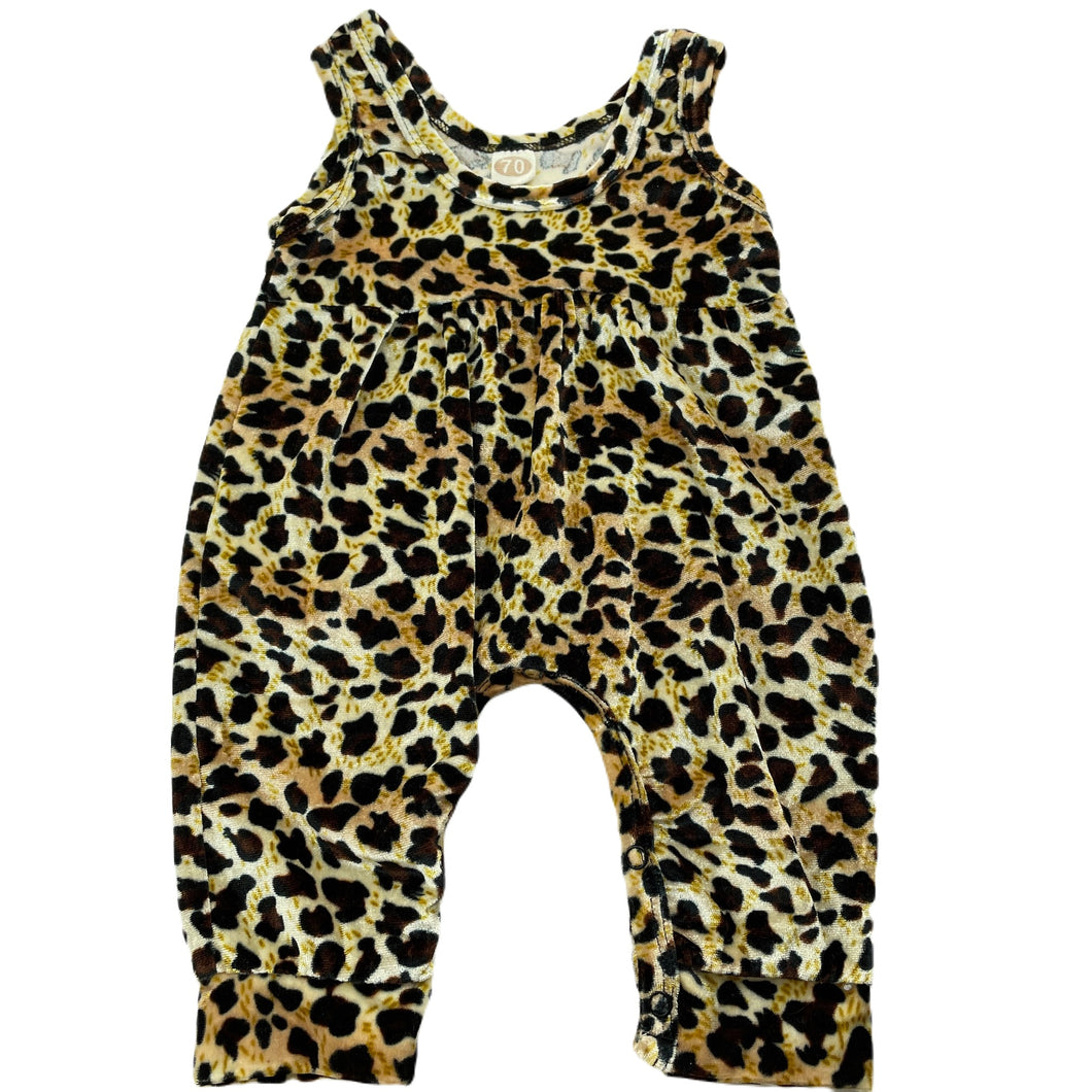 Girls velour, leopard print overalls / romper, EUC, size 00,  