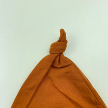 Load image into Gallery viewer, Boys lightweight, hat / beanie, EUC, size 000-00,  