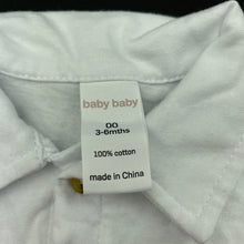 Load image into Gallery viewer, Boys Baby Baby, white cotton short sleeve top, EUC, size 00,  