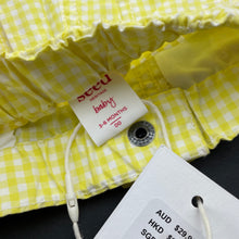 Load image into Gallery viewer, Girls Seed, yellow check lightweight cotton shorts, elasticated, NEW, size 00,  