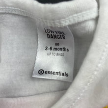 Load image into Gallery viewer, Boys Target, cotton bodysuit / romper, dinosaur, GUC, size 00,  