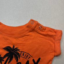 Load image into Gallery viewer, unisex Baby Berry, orange cotton t-shirt / top, EUC, size 000,  