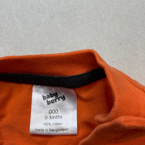 unisex Baby Berry, orange cotton t-shirt / top, EUC, size 000,  